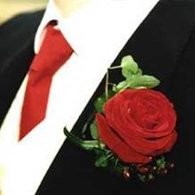 fwthumbRed rose, berries & ivy.jpg
